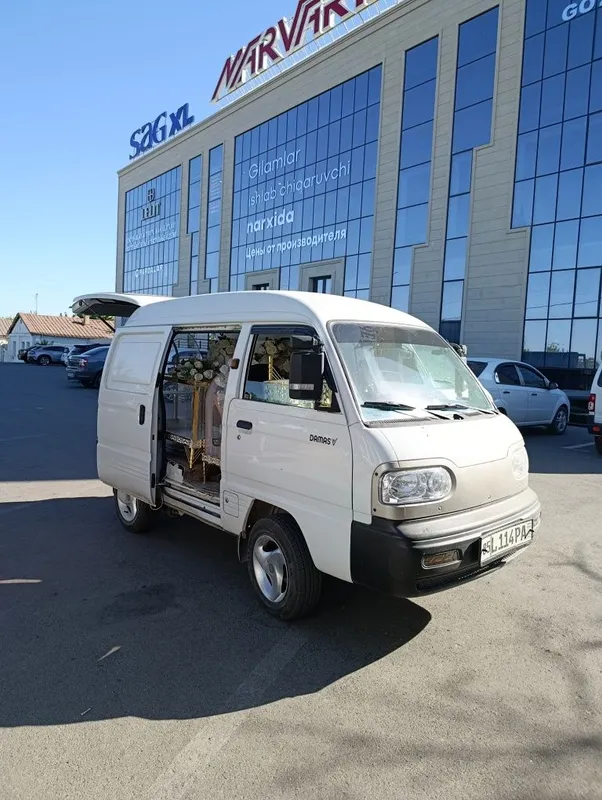Yuk tashish xizmati Damas van 2 Yuk tashish xizmati Damas van 2