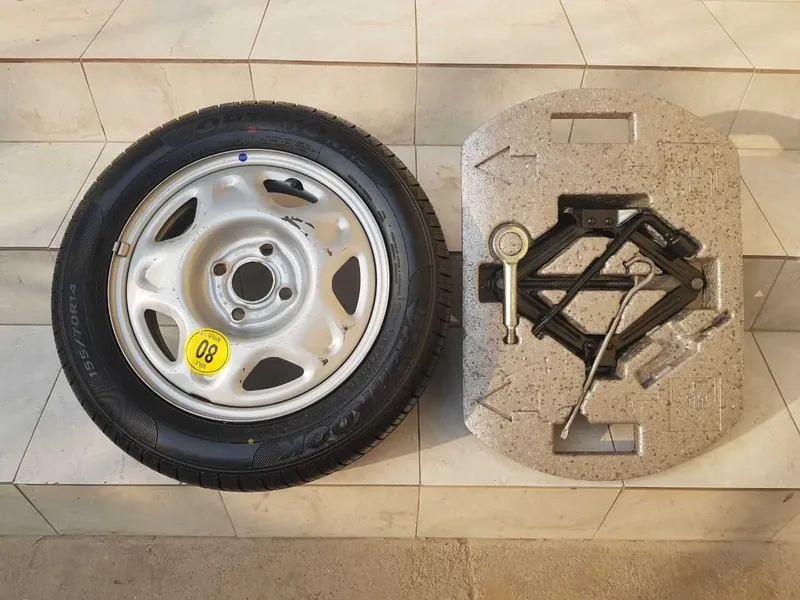 spark zapaska balon klyuch damkrat polniy komplekt sotiladi yangidek
