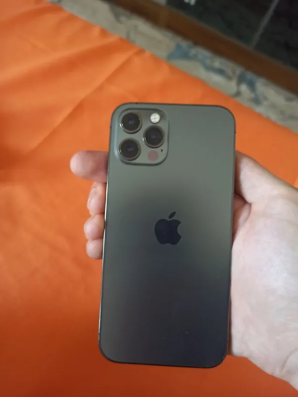 iPhone 12 pro 128gb 1 iPhone 12 pro 128gb 1