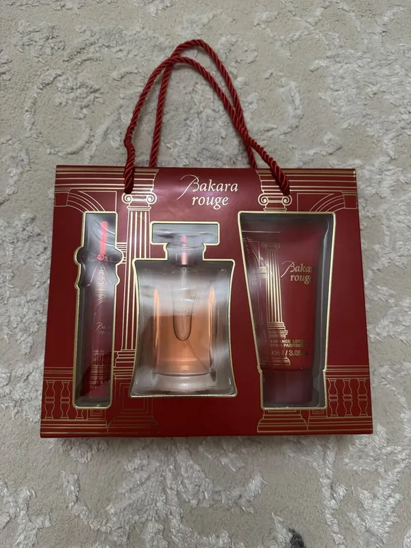 Bakara rouge padarichny nabor Bakara rouge padarichny nabor