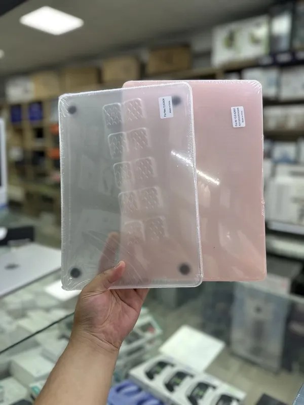 Case для MacBook пластиковый чехол 2 Case для MacBook пластиковый чехол 2