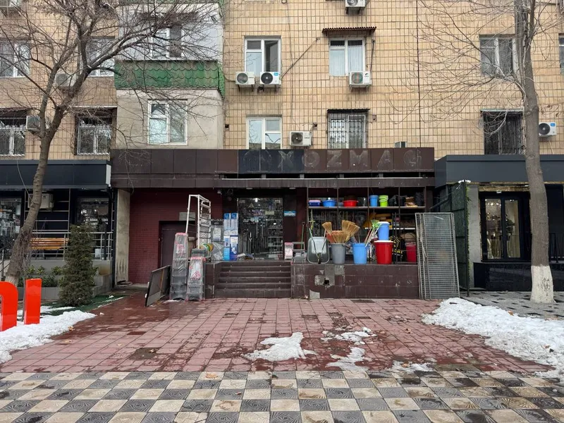 Айбек | Мирабад - Продается нежилое помещение вдоль дороги 100м2
