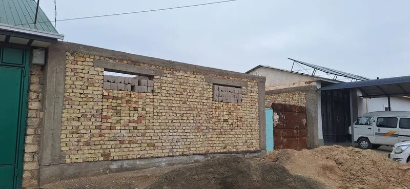 Срочно продается участок 4 сотих  с домом 5 комнат 2