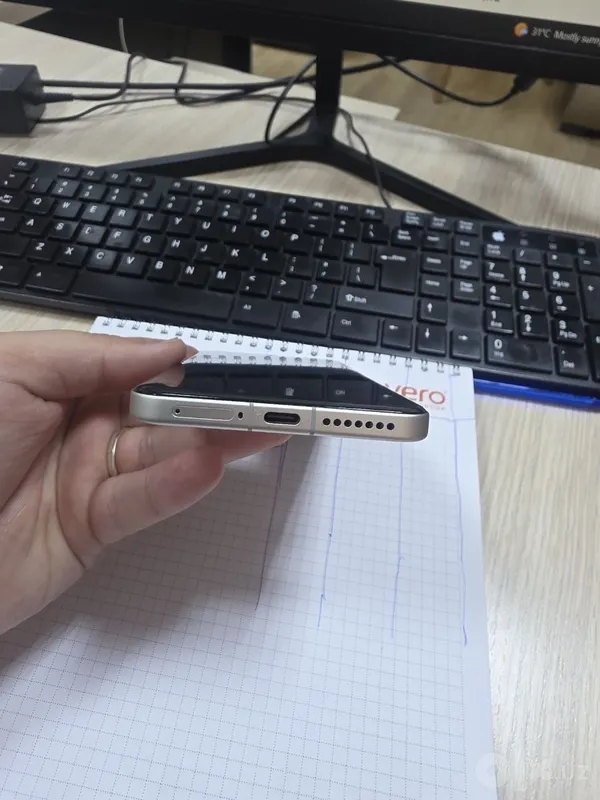 Xiaomi 15 pro 12+12/256 4 Xiaomi 15 pro 12+12/256 4