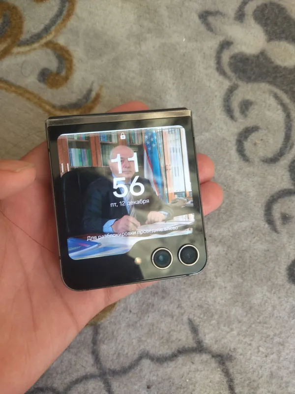 телефон Samsung 3