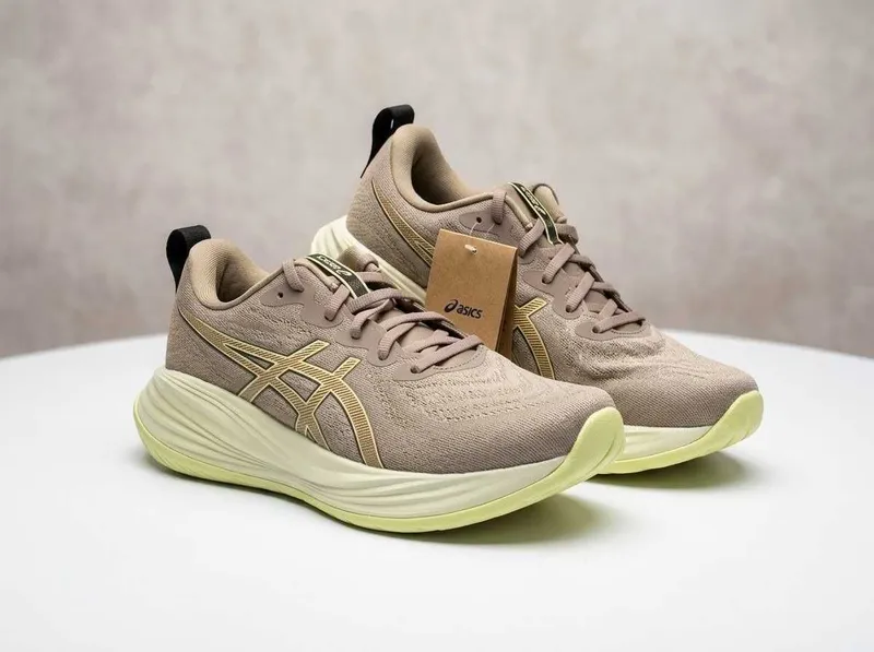 Новые оригинальные кроссовки Asics GEL-Cumulus 27 (EU 46 / 29 см, чек) 2 Новые оригинальные кроссовки Asics GEL-Cumulus 27 (EU 46 / 29 см, чек) 2