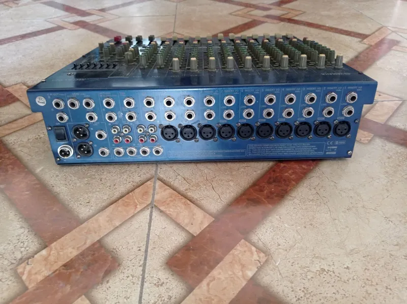 Yamaha pult mixer sotiladi — фото 1
