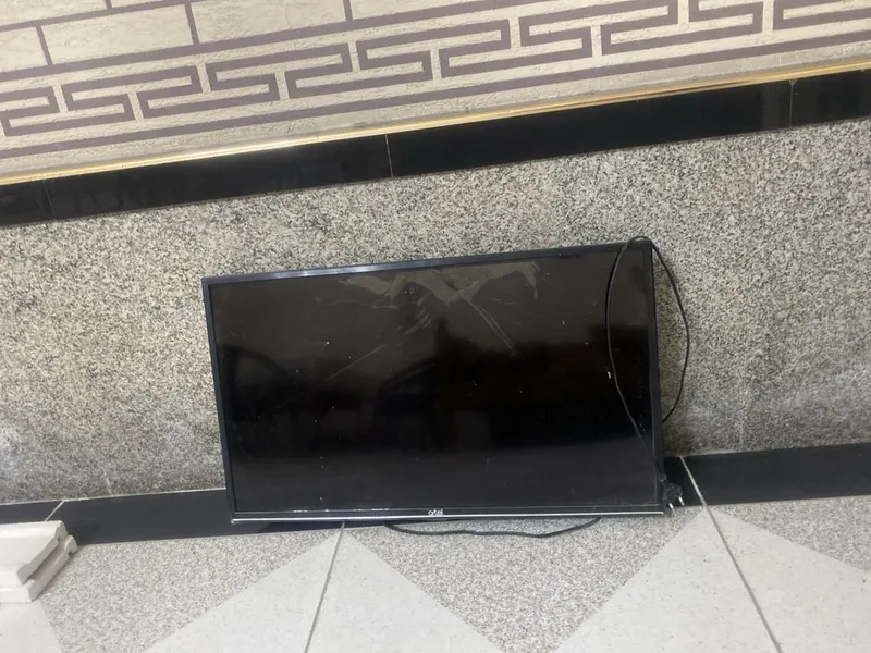 32 talik artel tv ekran singan