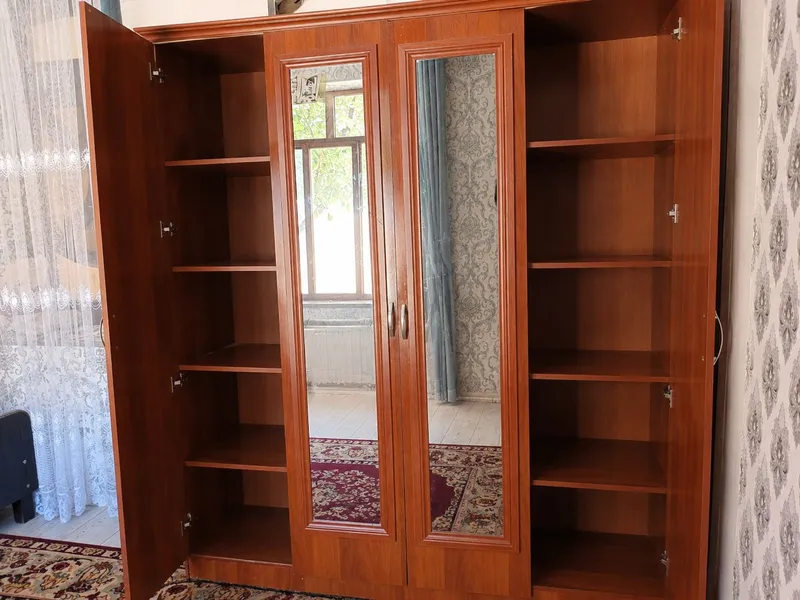 4 eshikli shifaner sotiladi hech qayeri sinmagan