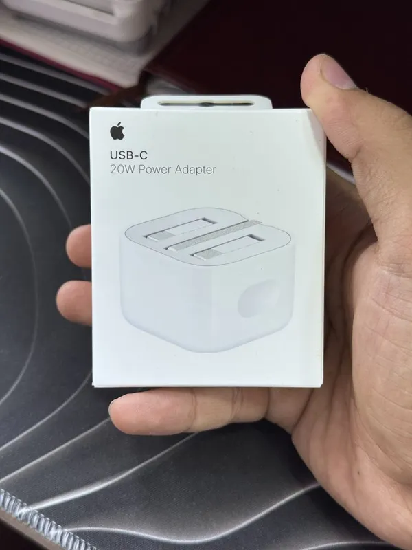 iPhone original 20W Dubai zaryadka 100% 1