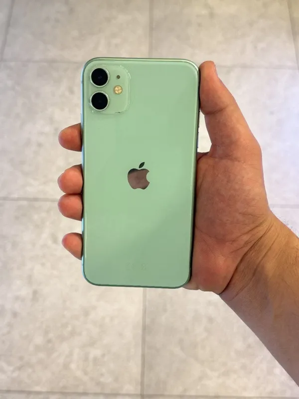 iPhone 11