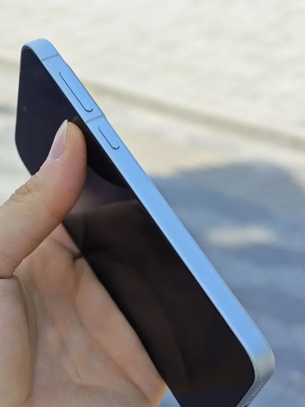 Vivo X200 FE Sotlad — фото 3