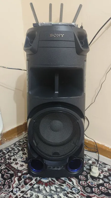 Отлично колонка блутс всё есть 2