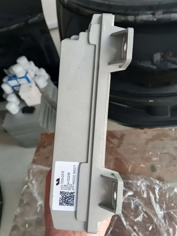 Усилитель мощности Lixiang L9. Усилитель Li 9 3
