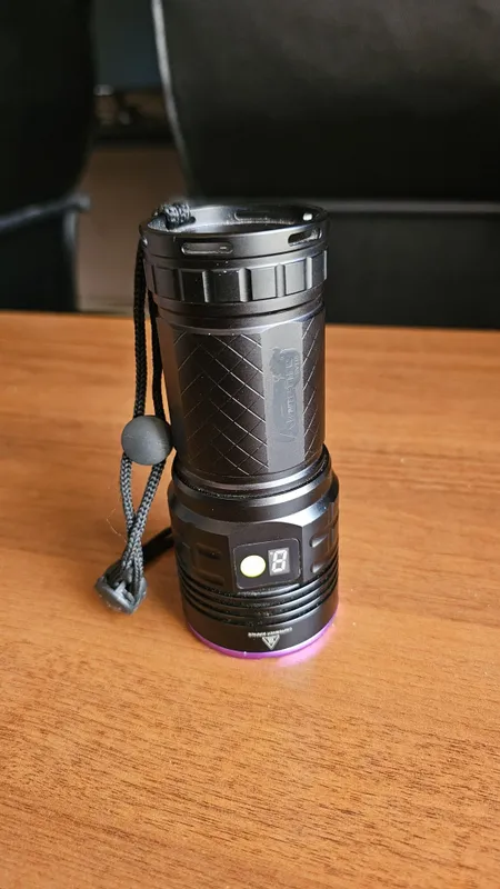 Kraska tekshiradigan fonar orginali UV lampa 3