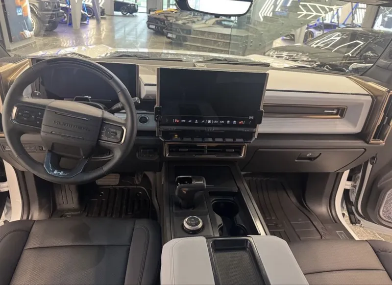 GMC Hummer EV Edition 1 2026 5 GMC Hummer EV Edition 1 2026 5