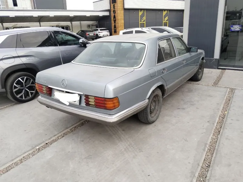 Продается Mersedes W126 3 Продается Mersedes W126 3