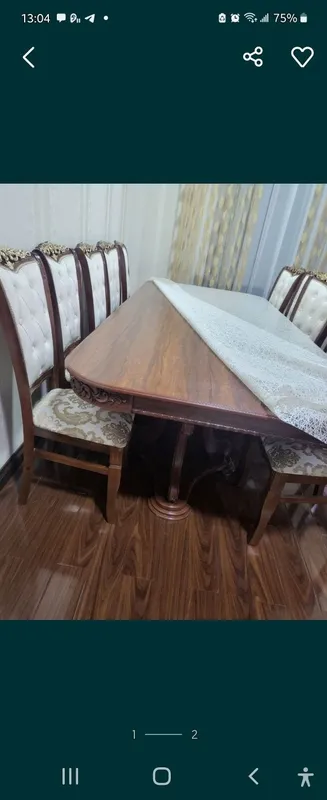 Стол и 10 стульев для гостиной