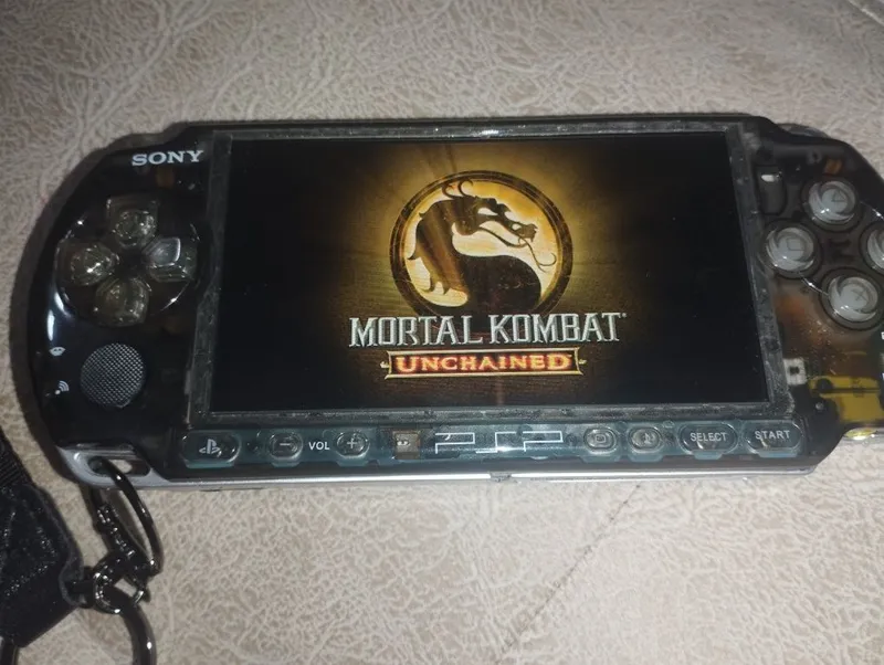 Assalom alekum Psp Sotiladi Original 3008 Model Clear Black Edition