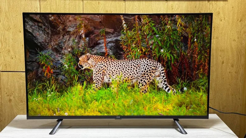 Телевизор Artel UA43H3502 43" 4K UHD — фото 1