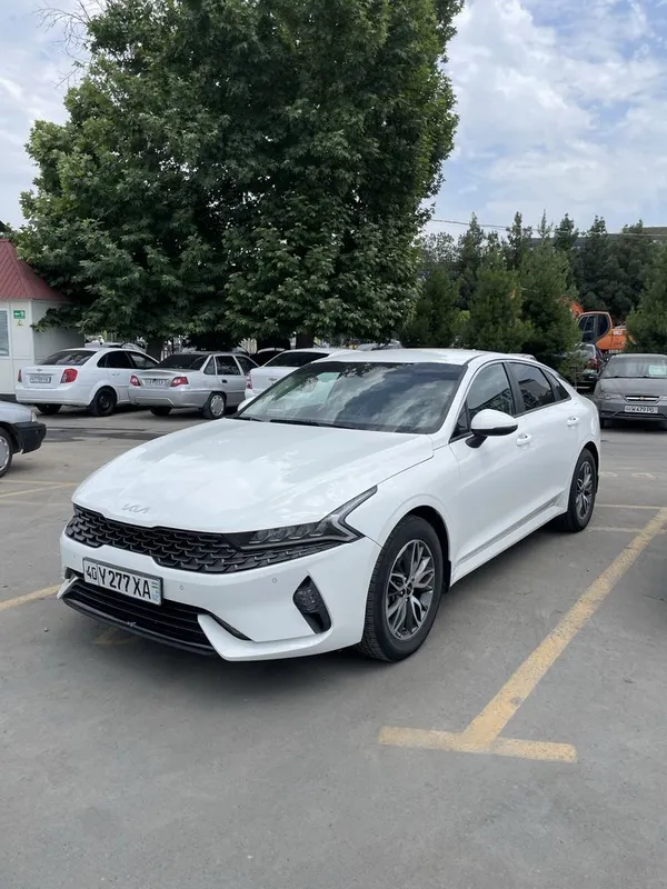 KIA K5 sotiladi boshlangich tolov 500$ KIA K5 sotiladi boshlangich tolov 500$