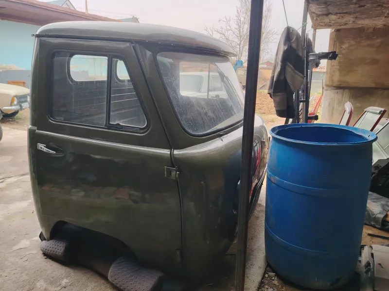Уваз кабина сотилади