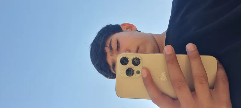 Iphone 16 pro max 1