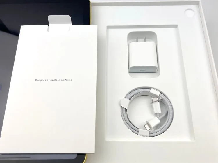 iPad pro 11 zaryadka iphone va ipad Adapter 20w 3 iPad pro 11 zaryadka iphone va ipad Adapter 20w 3
