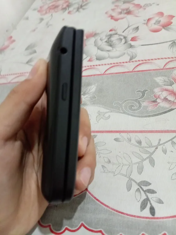 Кнопочный телефон NOKIA 2720 FLIP 6 Кнопочный телефон NOKIA 2720 FLIP 6