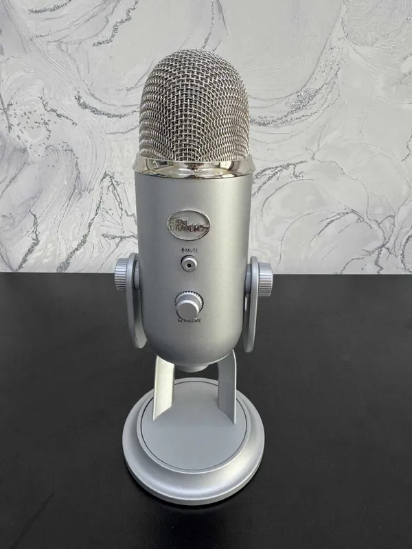 Studiya Mikrofoni Blue Yeti USB — qutisi va foam himoyasi bilan — фото 1