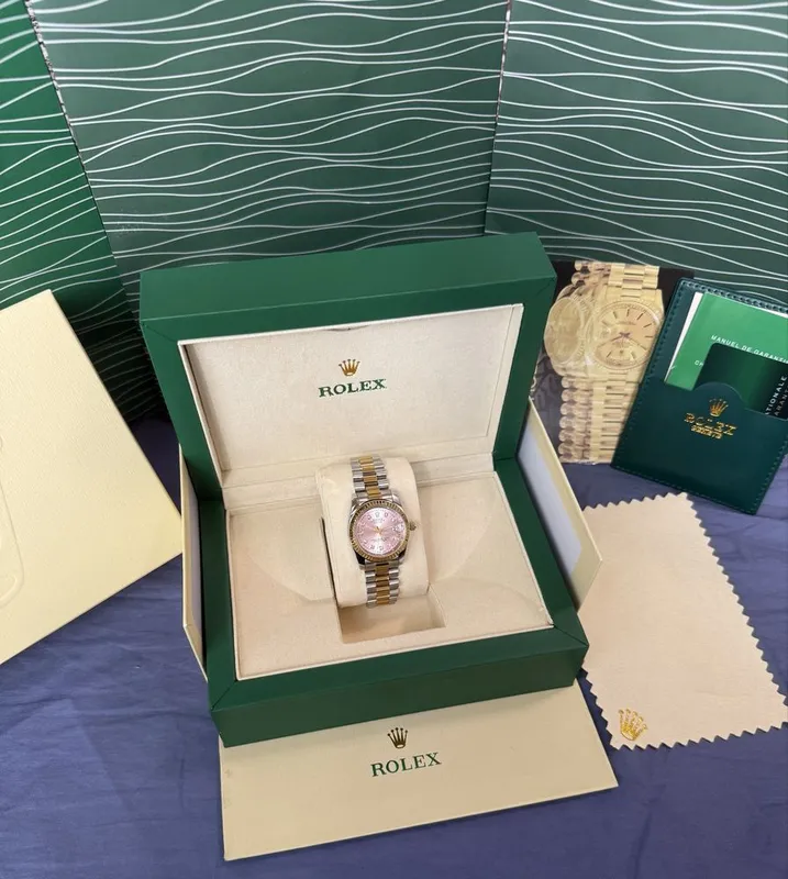 Женские часы Rolex, в подарочном каропке, с нежными элегатными камнями — фото 4