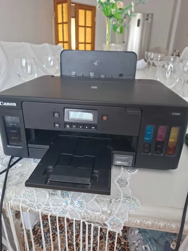 Продается свой цветной Принтер Canon PIXMA G5040 б/у 1 Продается свой цветной Принтер Canon PIXMA G5040 б/у 1