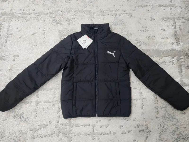 Куртка осенне-весенняя Puma. На 9-10 лет
