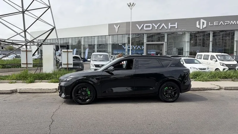 Voyah Free 318 Apollo Tech, 2025 год 1 Voyah Free 318 Apollo Tech, 2025 год 1