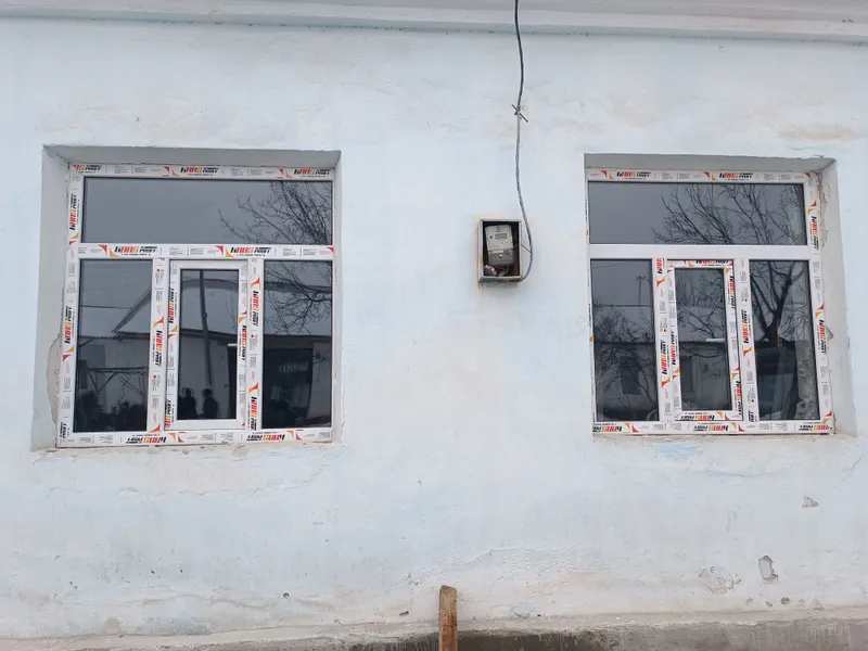 Arzon narxda AKFA eshik- rom yasash hizmati — фото 1