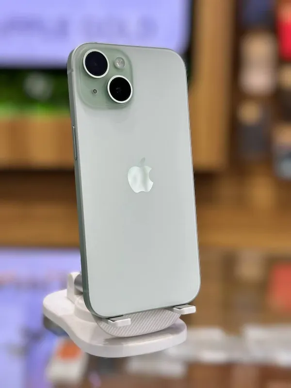 IPhone 15 Uzi 4 IPhone 15 Uzi 4
