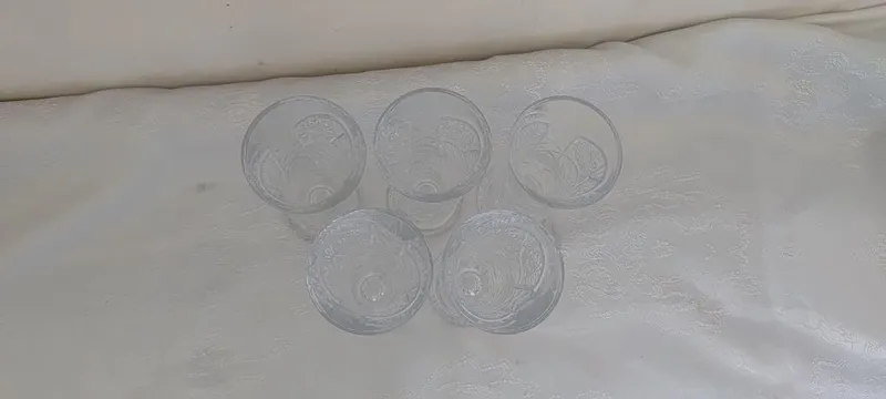 5 ta oq rangli bayramona stakan 2 5 ta oq rangli bayramona stakan 2