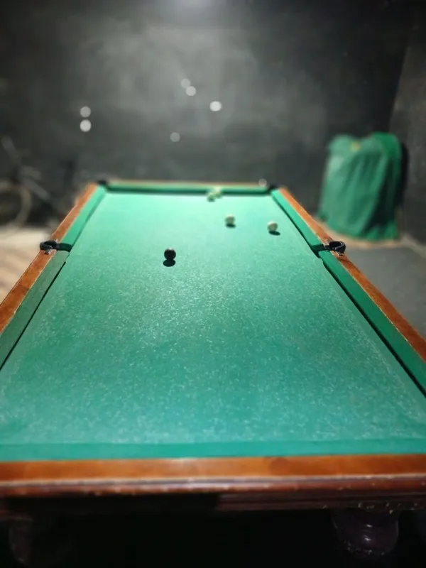 Billiard stol yaxshi xolatda 4 Billiard stol yaxshi xolatda 4