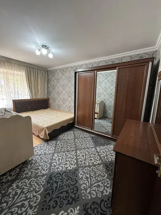 метро Максим Горкий 7