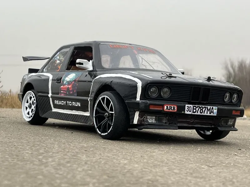 Rc BMW e30 90km/soat 1/10 masshtab 4x4 drift — фото 1