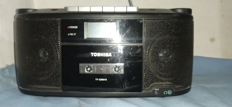 Magnitafon Toshiba