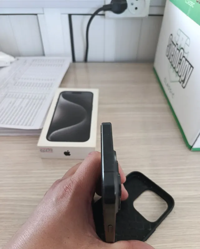 iPhone 15 Pro, чёрный 3 iPhone 15 Pro, чёрный 3