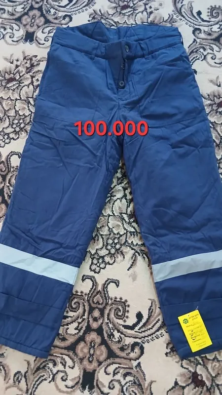 Bushlatlar sotiladi 4 Bushlatlar sotiladi 4