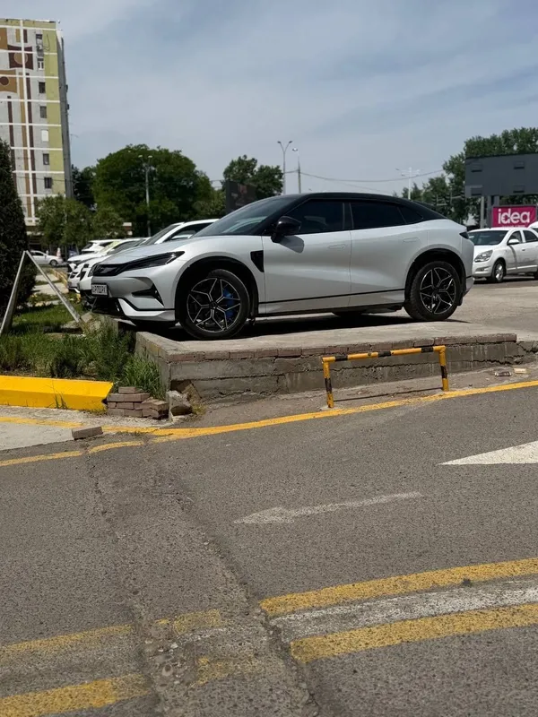 BYD song L 5-Pozitsiya Nasiya savdo Navaroʻt 2 BYD song L 5-Pozitsiya Nasiya savdo Navaroʻt 2