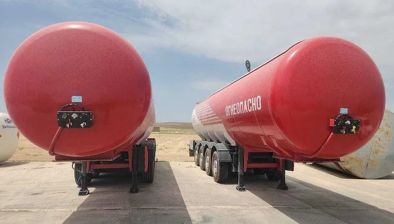 Полуприцеп газовоз 48-45кб 2