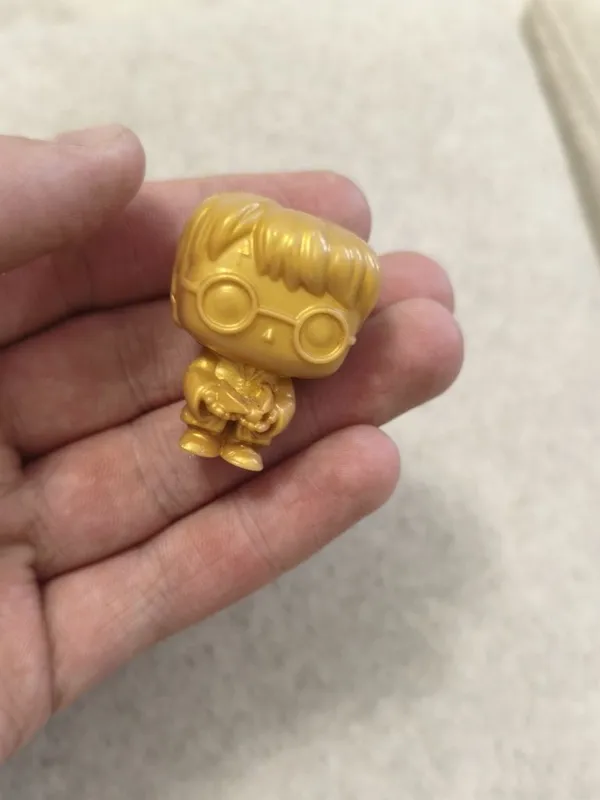 Редкие золотые Kinder Joy Minecraft и Harry Potter