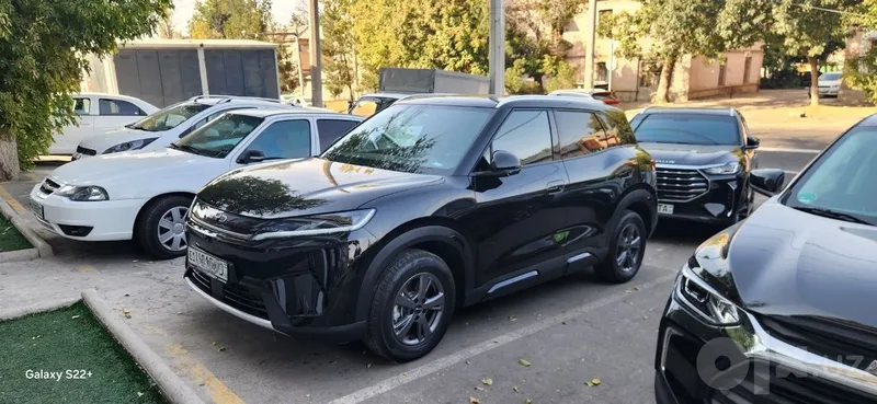BYD YUAN UP гибрид 3 BYD YUAN UP гибрид 3