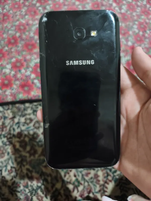 Samsung A7 yaxsh telefon osalarin yaxsh telefon — фото 1