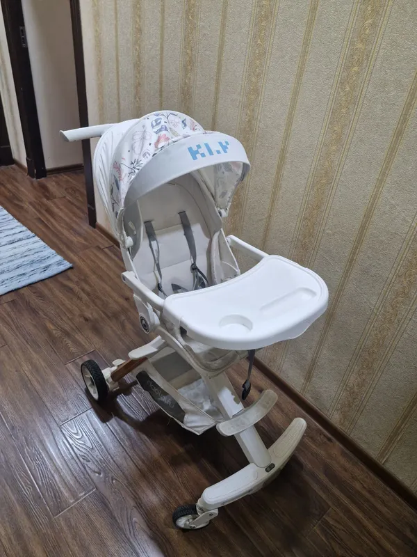 Продаётся коляска Дрон