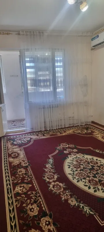 Чирчик 1 микрорайон 2 хонали квартира ижарага бери — фото 1 Чирчик 1 микрорайон 2 хонали квартира ижарага бери — фото 1